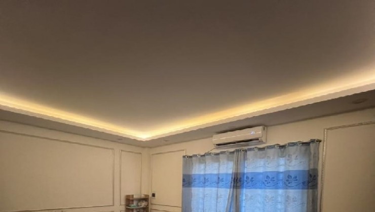 Bán nhà phố Trương Định, DT 33m² 5 tầng, ô tô gần, nhà đẹp, 3 ngủ, về ở luôn. Giá chỉ 4 tỷ 2